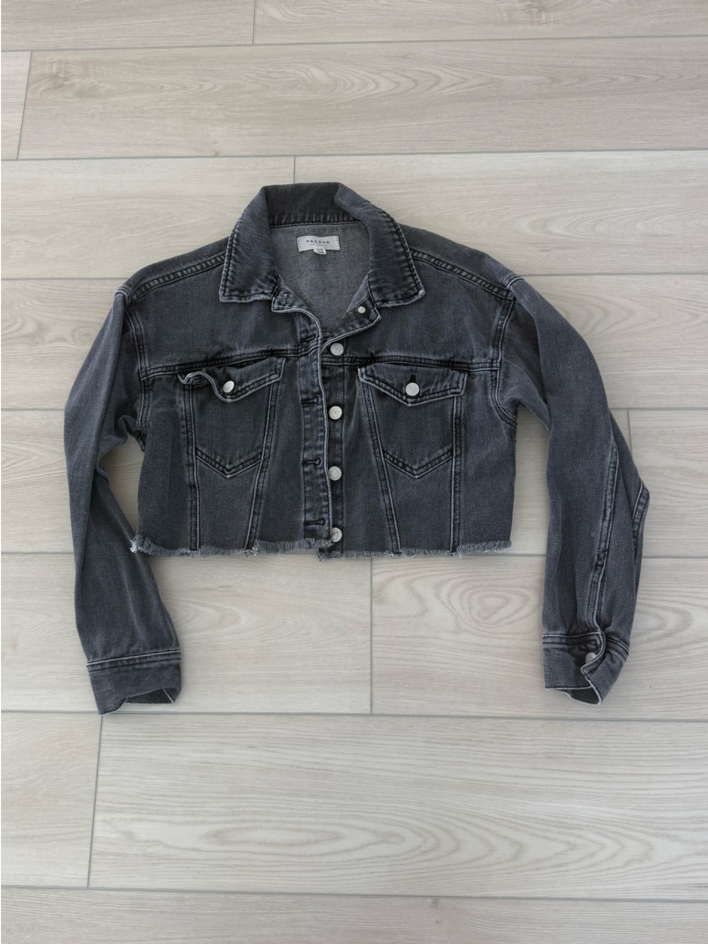 PacSun Cropped Washed Black Denim Jacket